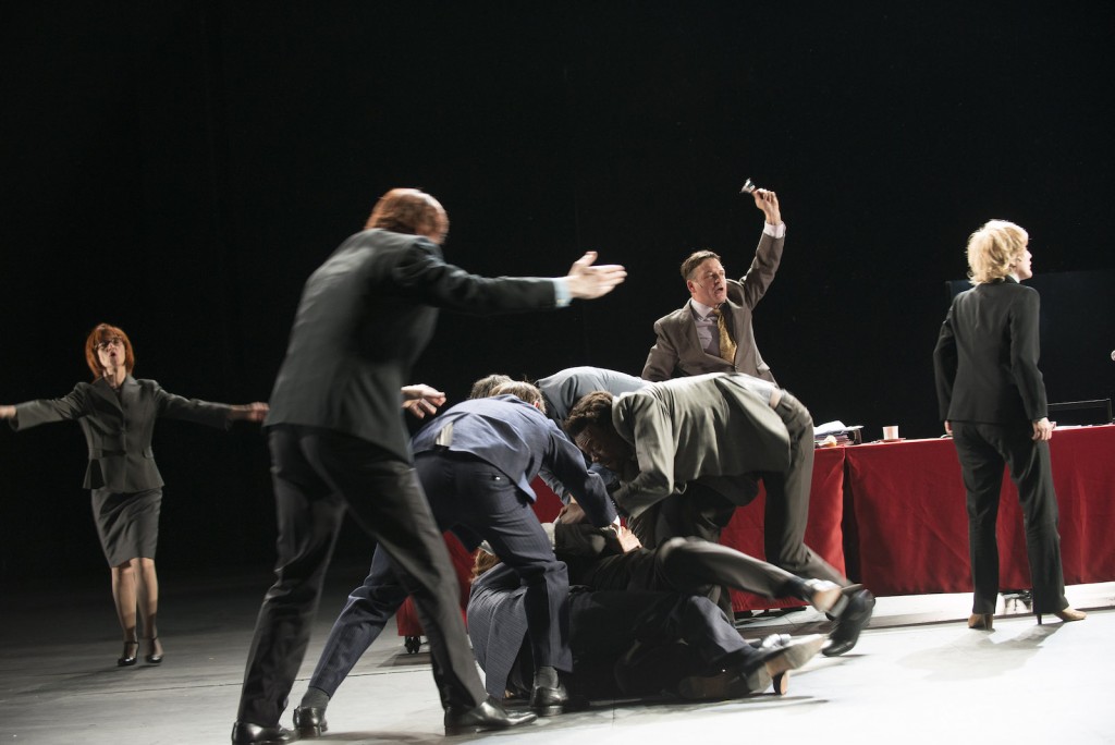 2015 juin TheAvec Saadia Bentaïeb, Agnès Berthon, Yannick Choirat, Éric Feldman, Philippe Frécon, Yvain Juillard, Anthony Moreau, Ruth Olaizola, Gérard Potier, Anne Rotger, David Sighicelli, Maxime Tshibangu, Simon Verjans, Bogdan Zamfir